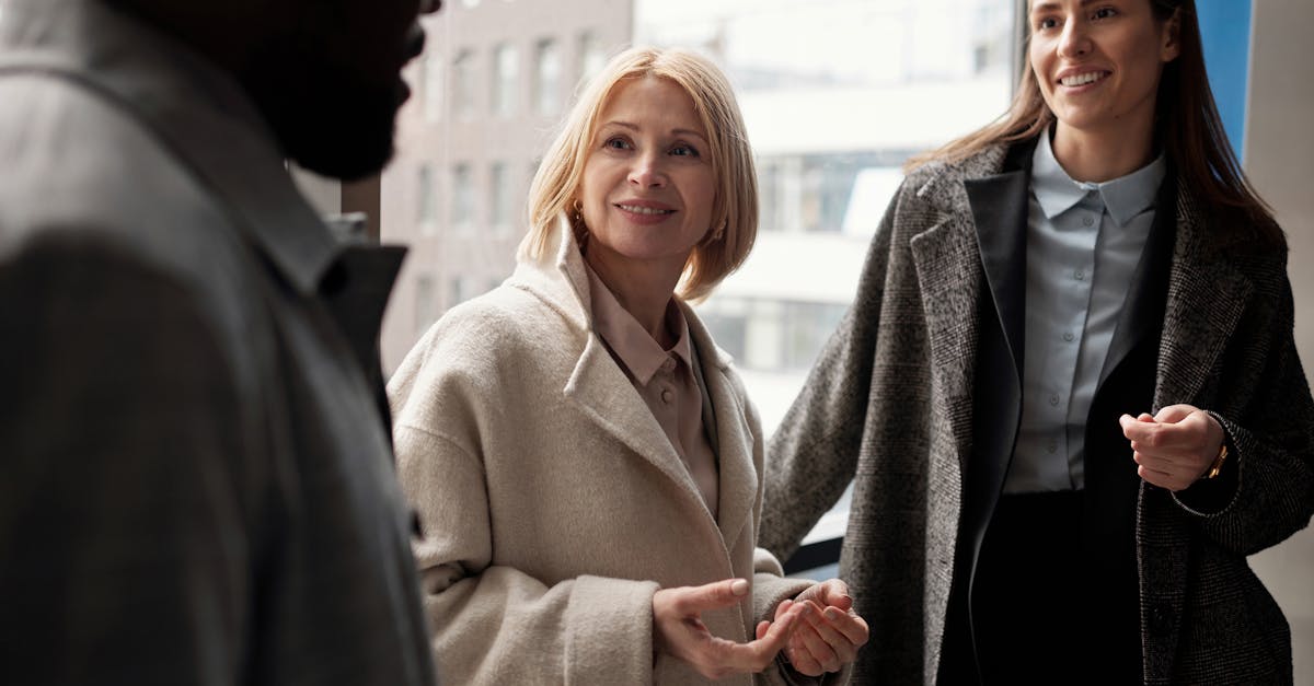 entdecken sie inspirierende geschichten und strategien von frauen in der wirtschaft, die führung übernehmen, innovationen vorantreiben und barrieren überwinden. lassen sie sich von ihren erfolgen motivieren und erfahren sie, wie sie die geschäftswelt revolutionieren.