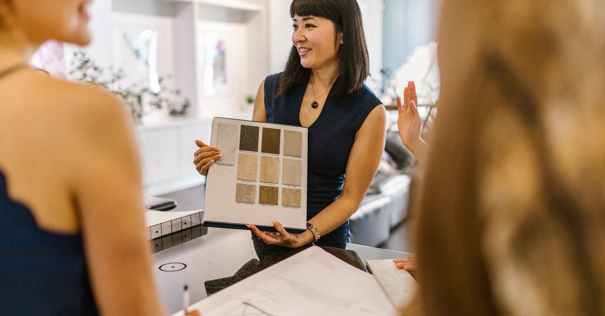 entdecken sie inspirierende geschichten von frauen in der geschäftswelt, die erfolg, führungsstärke und innovation verkörpern. lassen sie sich von ihren erfahrungen motivieren und erfahren sie, wie sie herausforderungen meistern und veränderungen vorantreiben.