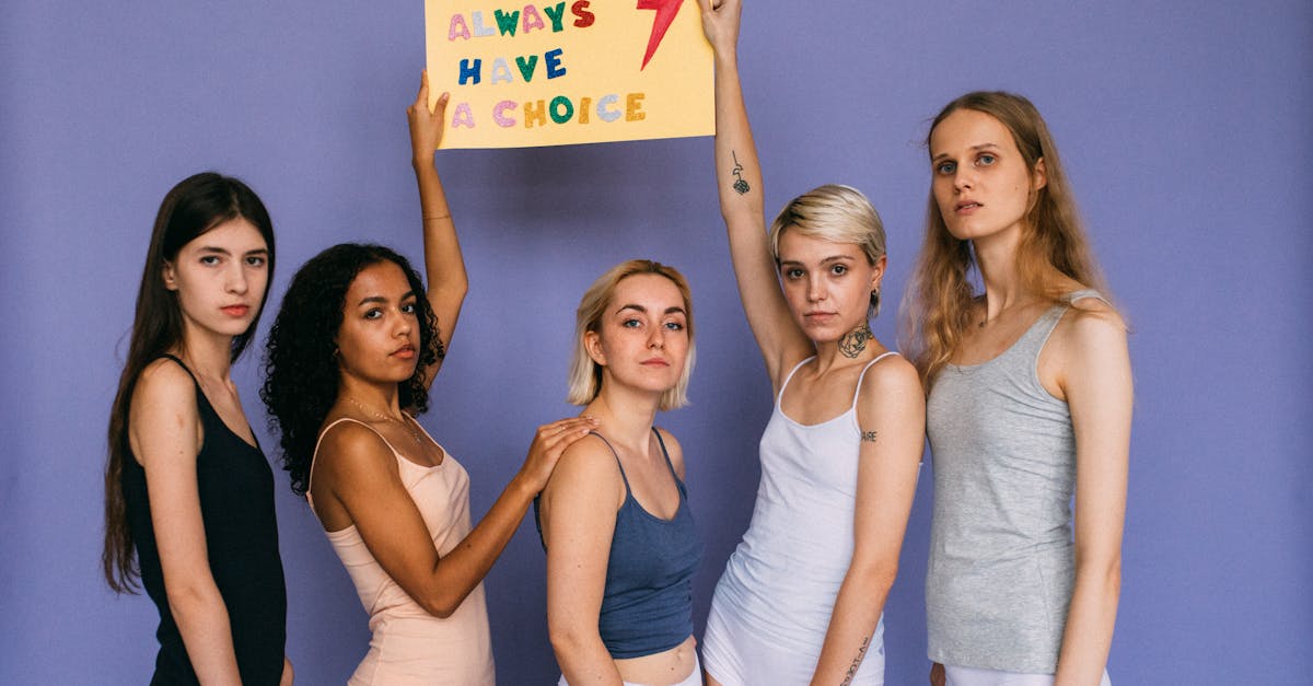 entdecken sie die bedeutung der frauenrechte und die herausforderungen, die frauen weltweit gegenüberstehen. erfahren sie mehr über gleichheit, empowerment und die fortwährenden kämpfe für frauenrechte.