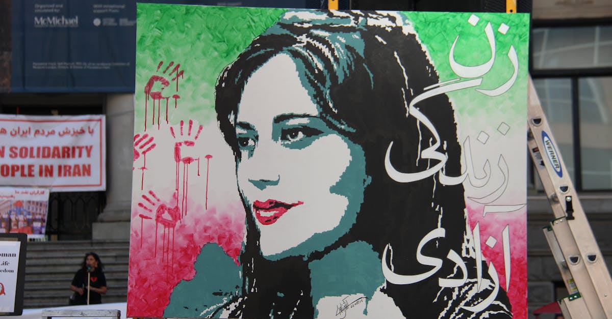 der frauenbewegung: entdecken sie die geschichte, errungenschaften und herausforderungen der frauen, die für gleichheit und rechte kämpfen. erfahren sie, wie sich der feminismus im laufe der jahre entwickelt hat und welche impulse er für eine gerechtere gesellschaft setzt.